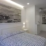 Aparthotel Relais Castel Nuovo Naples