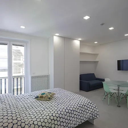 Hotel apartamentowy Relais Castel Nuovo 3*