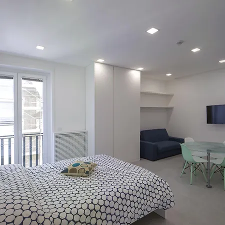 Relais Castel Nuovo מלון דירות