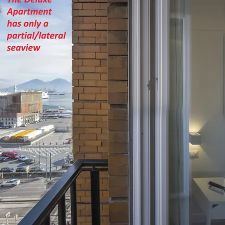 Relais Castel Nuovo 4* נאפולי