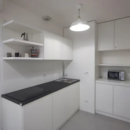 Relais Castel Nuovo 4* נאפולי