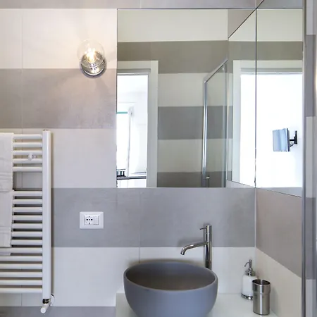 Relais Castel Nuovo נאפולי